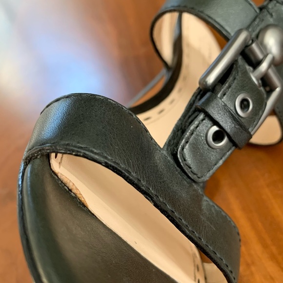 Coach heeled sandals - Picture 7 of 8